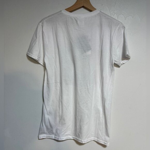 Marvel WandaVision “A Love Like You’ve Never Seen!” White Graphic Tee - Size S - Picture 6 of 6